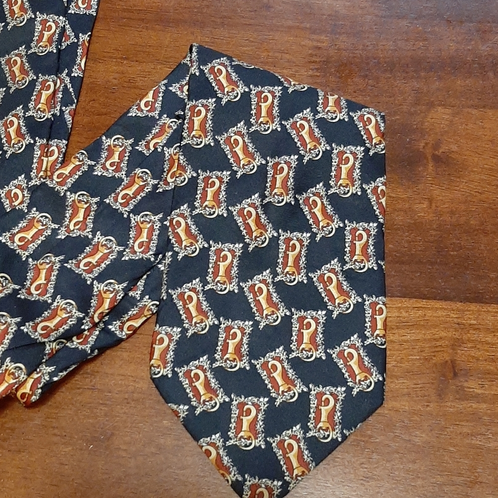 Authentic Fendi tie - Picture 2 of 4